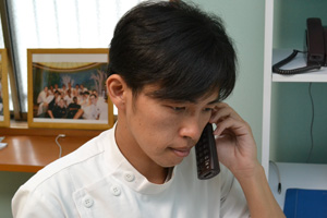 お電話にて予約